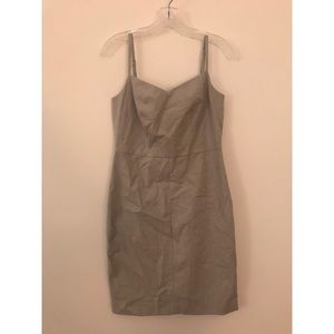 Banana Republic NWT light gray dress size 10P.